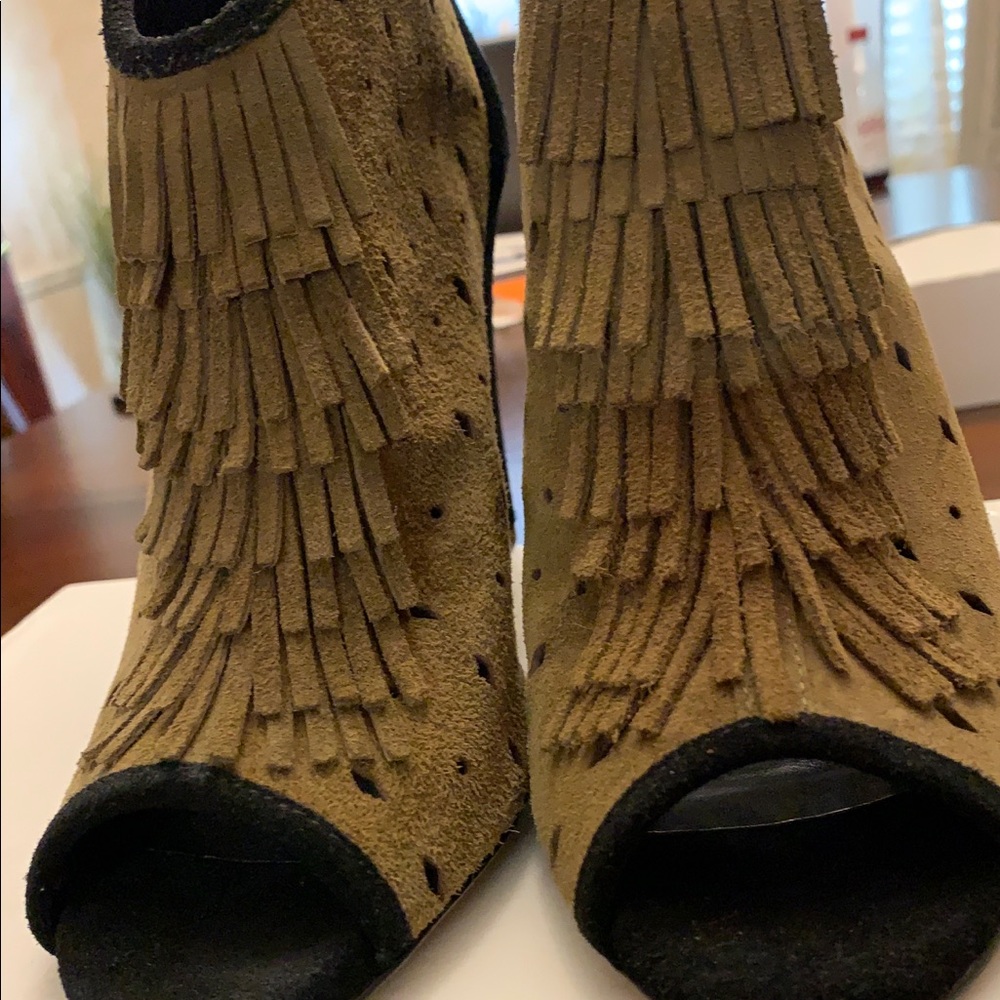 Jessica Simpson shoes